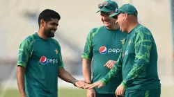 Babar Azam And Mickey Arthur- India TV Hindi