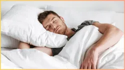 benefits of sleeping on left side- India TV Hindi