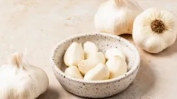 Health Benefits Of Eating Raw Garlic- India TV Hindi