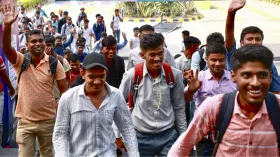 बिहार चुनाव के चलते इंडस्ट्रीज में नई स्कीम की तैयारी, युवाओं के लिए खुल सकता है रोजगार का बड़ा मौका