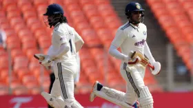 टीम इंडिया की बढ़ी मुसीबत, अब कप्तान होंगे बाहर? किसे मिलेंगी एंट्री