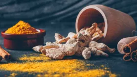 सेहत को जबरदस्त फायदे पहुंचा सकती है कच्ची हल्दी, जानिए कैसे कर सकते हैं इस औषधि का सेवन?