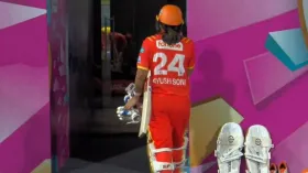 WPL में गजब हो गया! पहली बार कोई खिलाड़ी हुआ रिटायर्ड आउट, डेब्यू मैच में ही बन गया शर्मनाक रिकॉर्ड