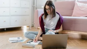 बच्चों की पढ़ाई और एकाग्रता बढ़ाने के लिए स्टडी रूम में करें ये बदलाव, इन वास्तु उपायों से परीक्षा में अच्छे परिणाम