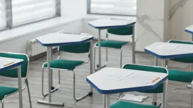 CBSE बोर्ड 10वीं और 12वीं कक्षा की परीक्षा कल से, जानें कितने टाइम बंद हो जाएंगे एग्जाम सेंटर के गेट