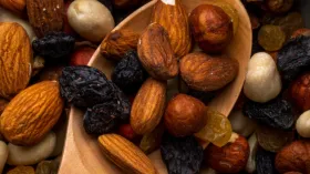 सबसे ज्यादा ताकत देने वाले ड्राई फ्रूट्स कौन से हैं?