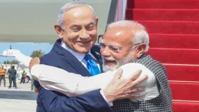 जब PM मोदी से वाइफ के साथ मिले इजरायली पीएम नेतन्याहू, देखें शानदार मोमेंट की तस्वीरें