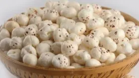 रोज मखाने खाने से क्या होता है, जानिए कैसे करें सेवन, जिससे फौलाद सी मजबूत बन जाए सेहत