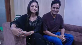 'ये बगावत नहीं लव जिहाद है', मोनालिसा की शादी पर डायरेक्टर सनोज मिश्रा का दावा, बोले- मैनेजर ने कर दिया सौदा