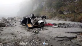 उत्‍तराखंड: टिहरी जिले में भीषण हादसा, कार खड्ड में गिरने से 7 की मौत 