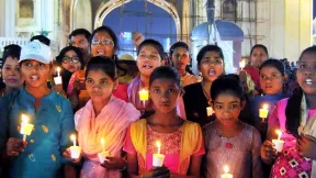 हैदराबाद: महिला आयोग से बोला पीड़िता का परिवार, पुलिस समय पर कदम उठाती तो बच सकती थी 'बेटी'