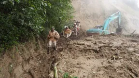अरुणाचल में बाढ़ और भूस्खलन से गंभीर हुए हालात, लगातार बारिश ने कई इलाकों में मचाया कहर