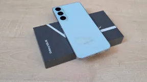 Samsung Galaxy S26 FE Review: कैमरा और डिजाइन को पूरे नंबर, कुछ चीजें हो सकती थीं इंप्रूव, जानें हमें कैसा लगा
