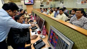 Stock Market Today 22 September, 2026: मामूली तेजी के साथ खुला शेयर बाजार, आईटी स्टॉक्स में गिरावट