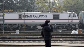 नई दिल्ली से कानपुर, प्रयागराज, बक्सर, पटना के रास्ते हावड़ा तक चलेगी स्पेशल ट्रेन, चेक करें पूरा रूट और टाइम टेबल