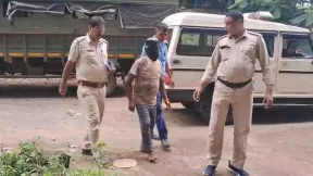 दुर्गापुर में नाबालिग को बंधक बनाकर यौन उत्पीड़न का आरोप, 74 वर्षीय बुजुर्ग गिरफ्तार