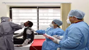 इन्दौर में Covid-19 के 42 नए मामले आए सामने, मध्‍य प्रदेश में कुल संक्रमित मरीजों की संख्‍या हुई 980