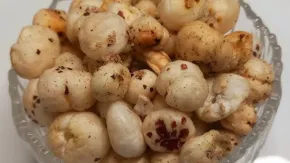 रोज मुट्ठी भर मखाने खाने से क्या होता है, पोषण का भंडार ड्राई फ्रूट, सेहत को पहुंचाएगा चौतरफा लाभ