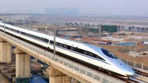ग्रेनो एक्सप्रेसवे के ऊपर दौड़ेगी बुलेट ट्रेन! 21 मिनट में दिल्ली से पहुंच सकेंगे नोएडा एयरपोर्ट! जानें पूरा प्लान