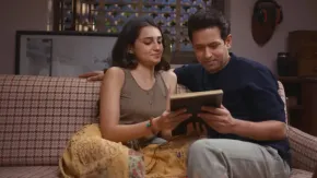 मुसाफिर कैफे