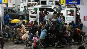 पाकिस्तान में अब रोजाना तय होंगी पेट्रोल-डीजल की कीमतें, OGRA की वेबसाइट पर अपडेट होंगे भाव
