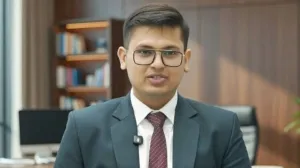 UPSC टॉपर अनुज अग्निहोत्री कौन हैं? जिन्होंने तीसरे प्रयास में क्रैक किया एग्जाम, जानें उनके बारे में 