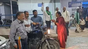 बिहार: जमुई में फायरिंग से हड़कंप, मस्जिद से नमाज पढ़कर निकलते ही बदमाशों ने 4 को मारी गोली-VIDEO