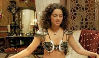 SHOCKING! Kangana's BRA was BLURRED by CENSOR BOARD in Queen as if