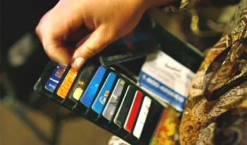 You Must Know: क्रेडिट कार्ड धारकों को बैंक नहीं बताते आपके फायदे की ये 5 बातें- India TV Paisa