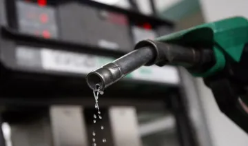 SetBack: पांच महीने बाद 36 पैसे महंगा हुआ पेट्रोल, डीजल की कीमतें भी 87 पैसे प्रति लीटर बढ़ीं- India TV Paisa