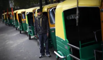 Digital India: अब ऑटो-रिक्शा भी एप से कर सकेंगे बुक, गुड़गांव और नोएडा में ओला ने शुरू की सर्विस- India TV Paisa
