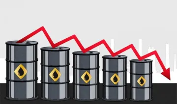 Oil cheaper than ‘Water’: 12 दिन में 20 फीसदी सस्ता हुआ कच्चा तेल, कीमतें 10 डॉलर तक आने की आशंका- India TV Paisa