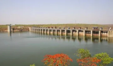 देश के प्रमुख 91 जलाशयों में सिर्फ 24 फीसदी पानी, 10 साल के निचले स्तर पर फिसला जल स्तर- India TV Paisa