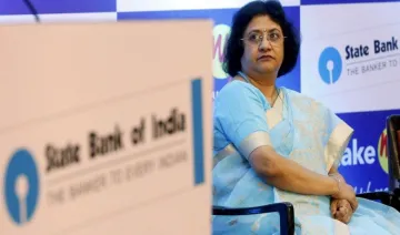 Big Merger: SBI ने सहयोगी बैंकों के विलय पर काम किया शुरू, 3-4 महीने में महिला बैंक सहित कुल 6 बैंकों का होगा मर्जर- India TV Paisa