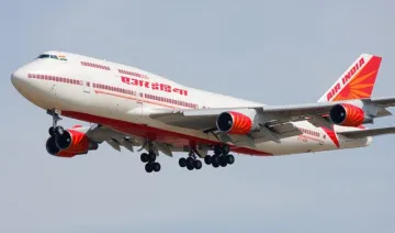 Costly Flights: हवाई सफर करना हो सकता है महंगा, पैसेंजर सर्विस चार्ज बढ़ाने की तैयारी में सरकार- India TV Paisa