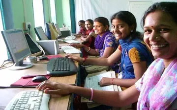 देश में नहीं रहेगी नौकरी की कमी, रोजगार सृजन को बढ़ावा देने के लिए रूपरेखा बनाएगा नीति आयोग- India TV Paisa