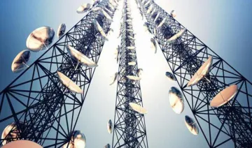 भारतीय दूरसंचार उद्योग में शुरू हुआ कंसोलिडेशन का दौर, बाजार के लिए अनुकूल होंगी पांच कंपनियां : दूरसंचार सचिव- India TV Paisa