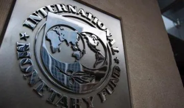 नकदी संकट से जूझ रहे पाकिस्तान को IMF ने दिए 10.21 करोड़ डॉलर, अर्थव्यवस्था में सुधार पर होंगे खर्च- India TV Paisa