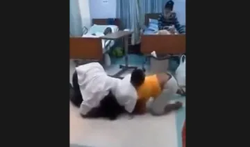 women fight in hospital- India TV Hindi