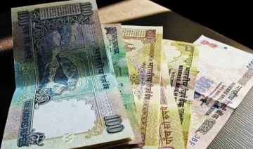 RBI ने 500-1000 रुपए के नोट को लेकर जारी की अपील, कहा- सही से जांच-परखकर कर ही लें नोट- India TV Paisa