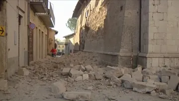  Italy Quake- India TV Hindi