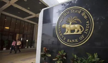 #BanOnCurrency : RBI ने किया आंकड़ों का खुलासा, बैंकों में अब तक आए 12 लाख करोड़ के पुराने नोट- India TV Paisa