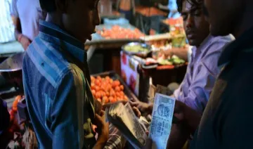 सब्जी और दालों के सस्‍ता होने से मई में मुद्रास्फीति 2.18% के रिकॉर्ड न्यूनतम स्तर पर, अप्रैल में बढ़ा IIP- India TV Paisa