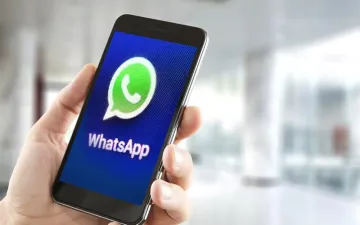31 दिसंबर के बाद इन स्मार्टफोन में नहीं चलेगा WhatsApp, आपका हैंडसेट तो नहीं शामिल- India TV Paisa