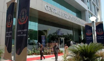 सिंडिकेट बैंक के पूर्व CMD पर 1.25 करोड़ की रिश्वत लेने का CBI ने लगाया आरोप, बिचौलिए के जरिए लिए थे पैसे- India TV Paisa