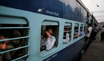 रेल टिकट आज बुक कर लो और पैसे 15 दिन बाद देना, रेलवे ने शुरू की ePaylater सुविधा- India TV Paisa