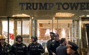 trump tower evacuated after suspicious packet discovered - India TV Hindi