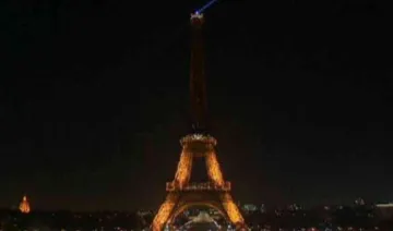 eiffel tower off lights in support of aleppo citizens- India TV Hindi