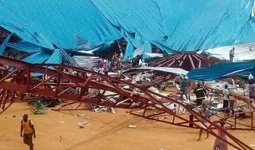 cathedral roof collapsed killing at least 60 people- India TV Hindi