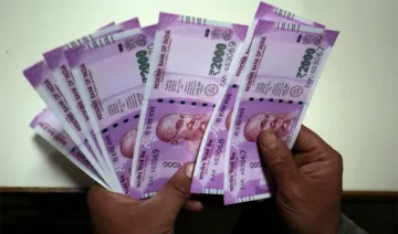 2000 रुपए के नोट को बंद करने की फिलहाल कोई चर्चा नहीं: वित्तमंत्री- India TV Paisa